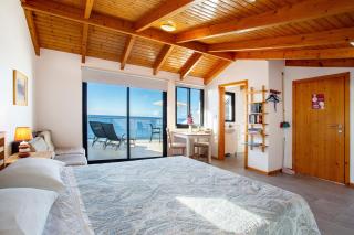 The Wave House - Oceanfront - 9