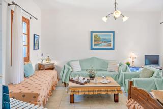Argyris comfy apartment - 5