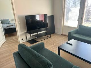 Bright & Cozy 2BR in Central Närpes with easy 24h Check-in - 3