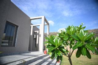 THE PRISTINE VIllA - 3