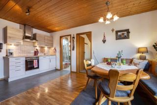 Gästehaus Erd - Fewo Grünten - 7