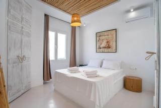Helmos Family Studio - 1