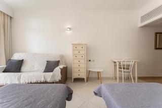 Sunny studio with seaview - 5