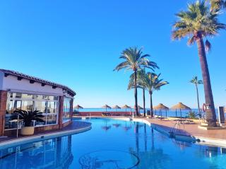 Sea Front Beach House Macarena C - 3