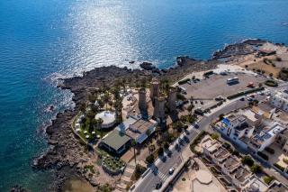Anna's Sea House - 0