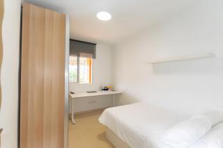 Apartment In Teatinos - 3