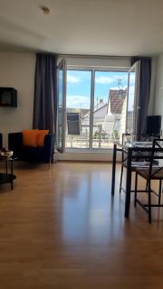 Modern I Citynah I 3 Personen I - 1