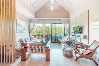 Family Retreat 3-Bedroom Apartment near Beach - 7