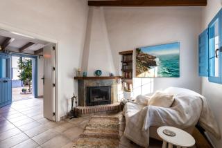 Rural village with amazing views - 1