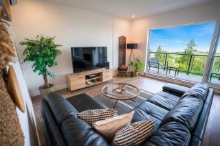 204 - Luxury Obsidian Condo - Elegance & Pool - 9