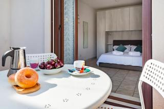 Helios Home - Happy Rentals - 9