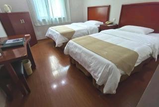 GreenTree Inn Chongqing Longhu Times Tianjie Xietaizi Metro Station - 7