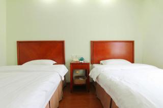 GreenTree Inn Chongqing Longhu Times Tianjie Xietaizi Metro Station - 5