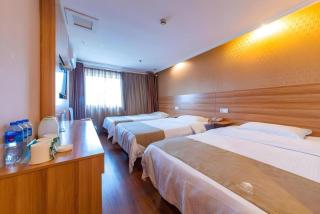 GreenTree Inn Chongqing Longhu Times Tianjie Xietaizi Metro Station - 1