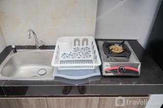 Homey and Comfortable Studio at Serpong Garden Apartment By Travelio - 5