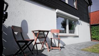 M und S - Landidyll am Weiher - 6