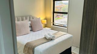 Thee Serenity Apartments at The Bolton, Rosebank - 8
