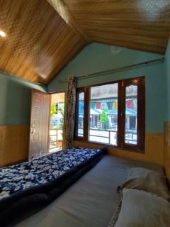 Lee Garden Himalayan Wooden Cottage Kasol - 6