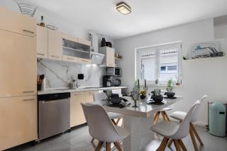 Dhh Im Norden Hamburgs Am Moor - 1