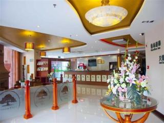 GreenTree Inn Taicang Baolong Square Hotel - 4