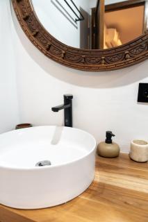 Villa Solu 3BR Med Escape Pool & Sunset Views - 3