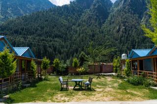Lee Garden Himalayan Wooden Cottage Kasol - 3