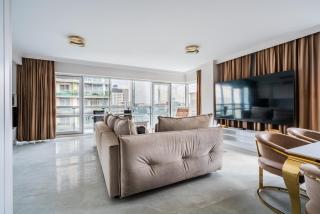 J&K Platinum Towers - Varsovia - 2