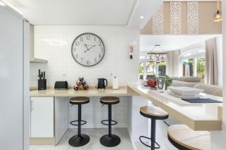 Luxury Frontline Golf Villa - 3
