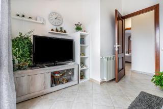Bijou Holiday Home - 6