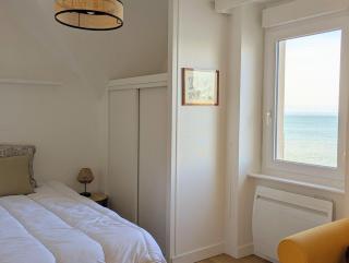 Maison face à la plage- Vue mer- 4 chambres- Jardin clos - 3