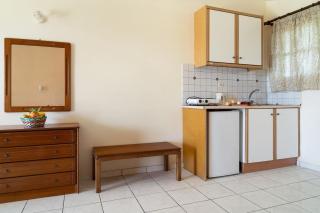 Sandy Maria studio 302 - 5