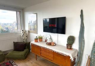 Stylish flat near London Bridge with balcony views - Pass the Keys - 4
