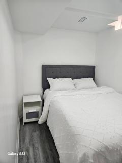 Stylish Modern Suite World Cup Ready - 6