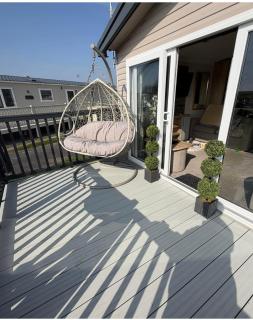Lakeland 3 Bed, Deluxe Caravan Sleeps 8 - 1