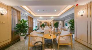 SandalWood Hotel Chengdu - 4