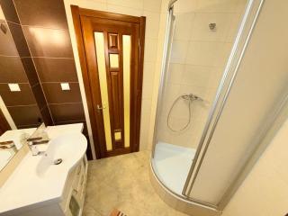 1 Hostel Budget Room Park City Center - 5