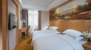 GreenTree Inn Shenzhen DonGMEn Business Hotel - 4