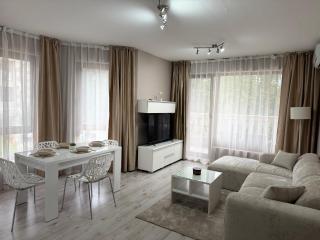 Deluxe Apartment Varna South Bay Beach Residence - 7
