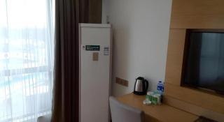 GreenTree Inn Anqing Qianshan County Sunshine City Express Hotel - 1