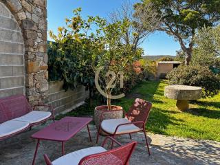 Charming house in Lozari - 9