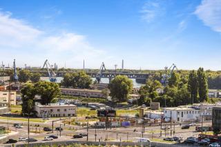 AC 1,5-room apartment with balcony, Metropolis - 6