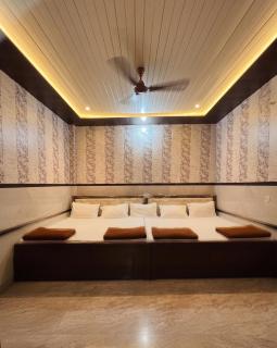 Vijay Homestay - 8