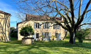 Maisons de charme 100 m2 dans hameau privé - 1