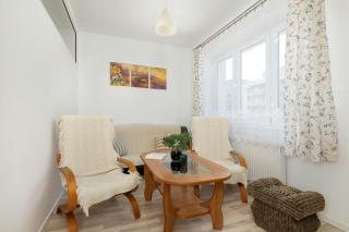 Przytulny Apartament Dostosowany Do Pracy Zdalnej by Noclegi Renters - 2
