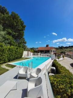 Beautiful View, Heated pool - 5