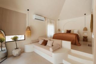 SAGA Boutique Villas near Sol Beach - 3