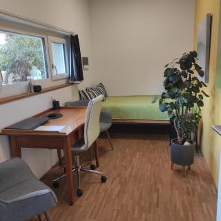 Privatzimmer an der A1, Zürich Bern, Ausfahrt Wangen an der Aare - 0