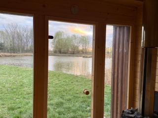 Domek nad stawem - 6