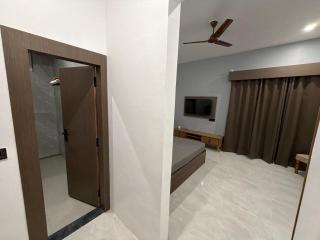 Kaashi Flora Whitehouse-9BHK - 2