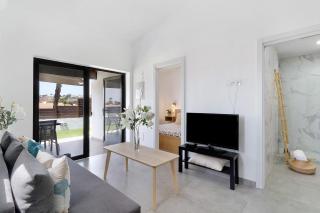 Casa Luna Kingbed and Jacuzzi - 3